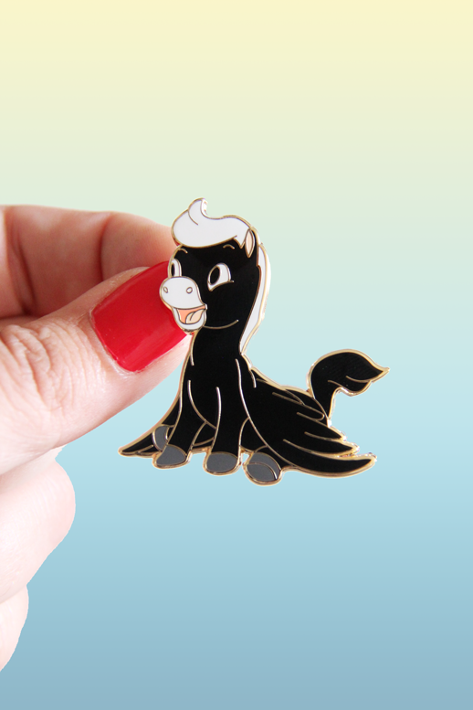 <transcy>Pin's Black Pegasus - Fantasia</transcy>