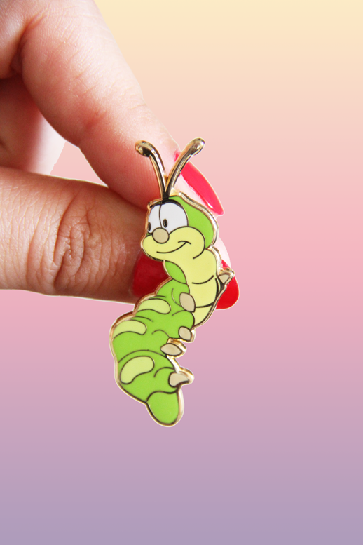 <transcy>Pin's Twist - Rox and Rouky</transcy>