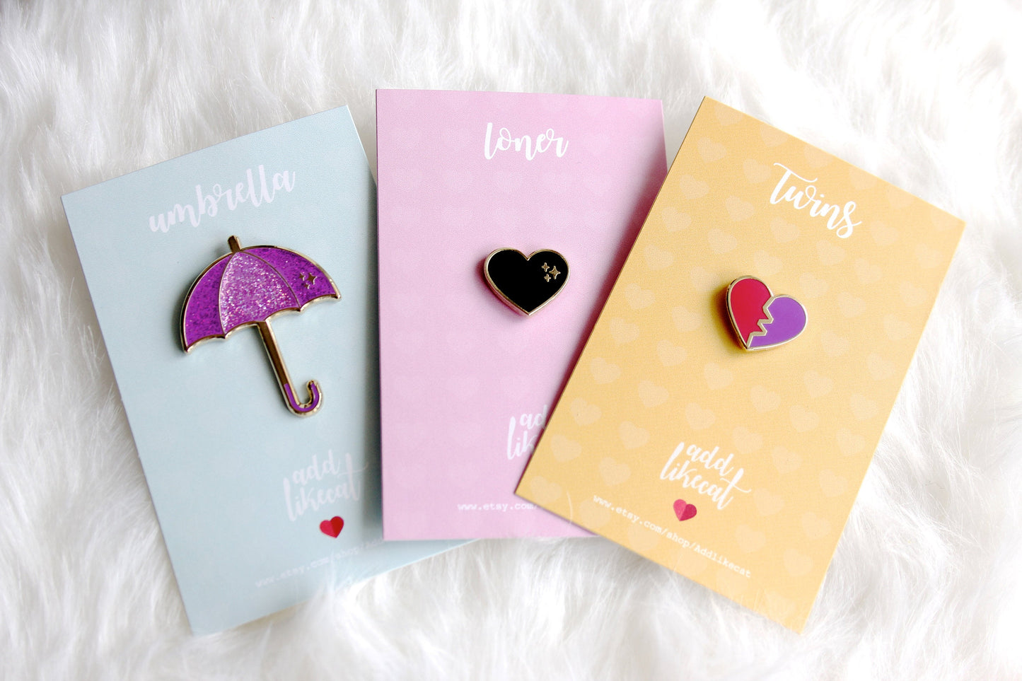 Pin's : Umbrella / Loner / Twins